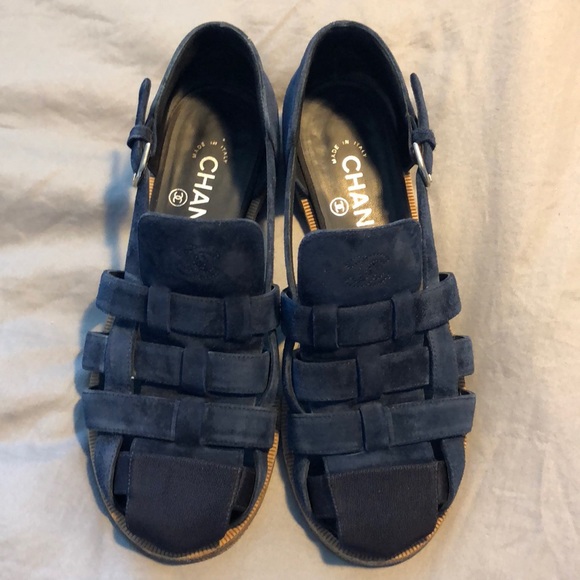 Chanel sandals blue suede - Picture 2 of 4